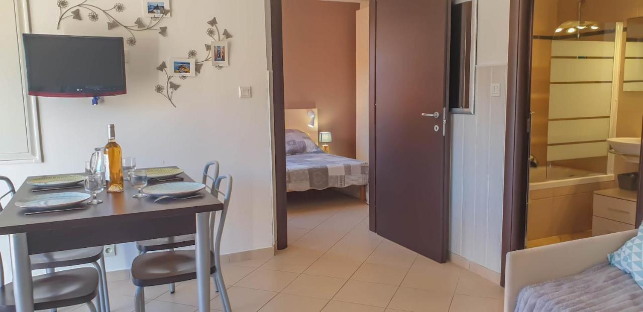 Joli Appartement En Corse Avec Piscine Belgodère Exterior foto